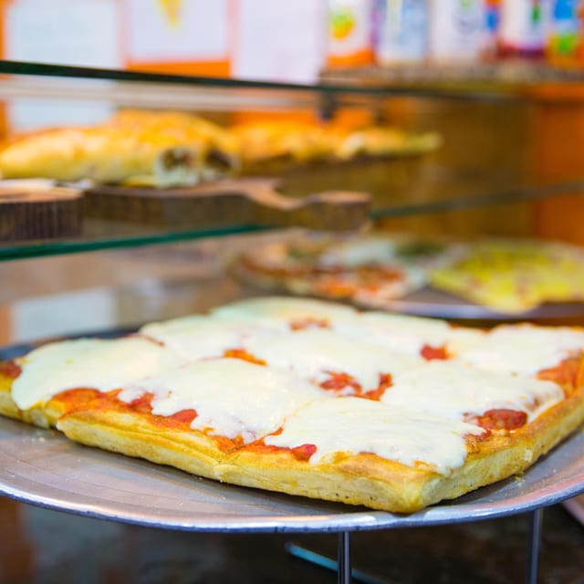 Sicilian Pizza (16”).